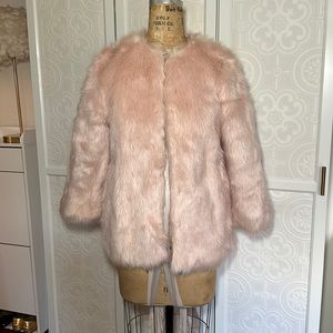 Light pink faux fur long sleeve jacket